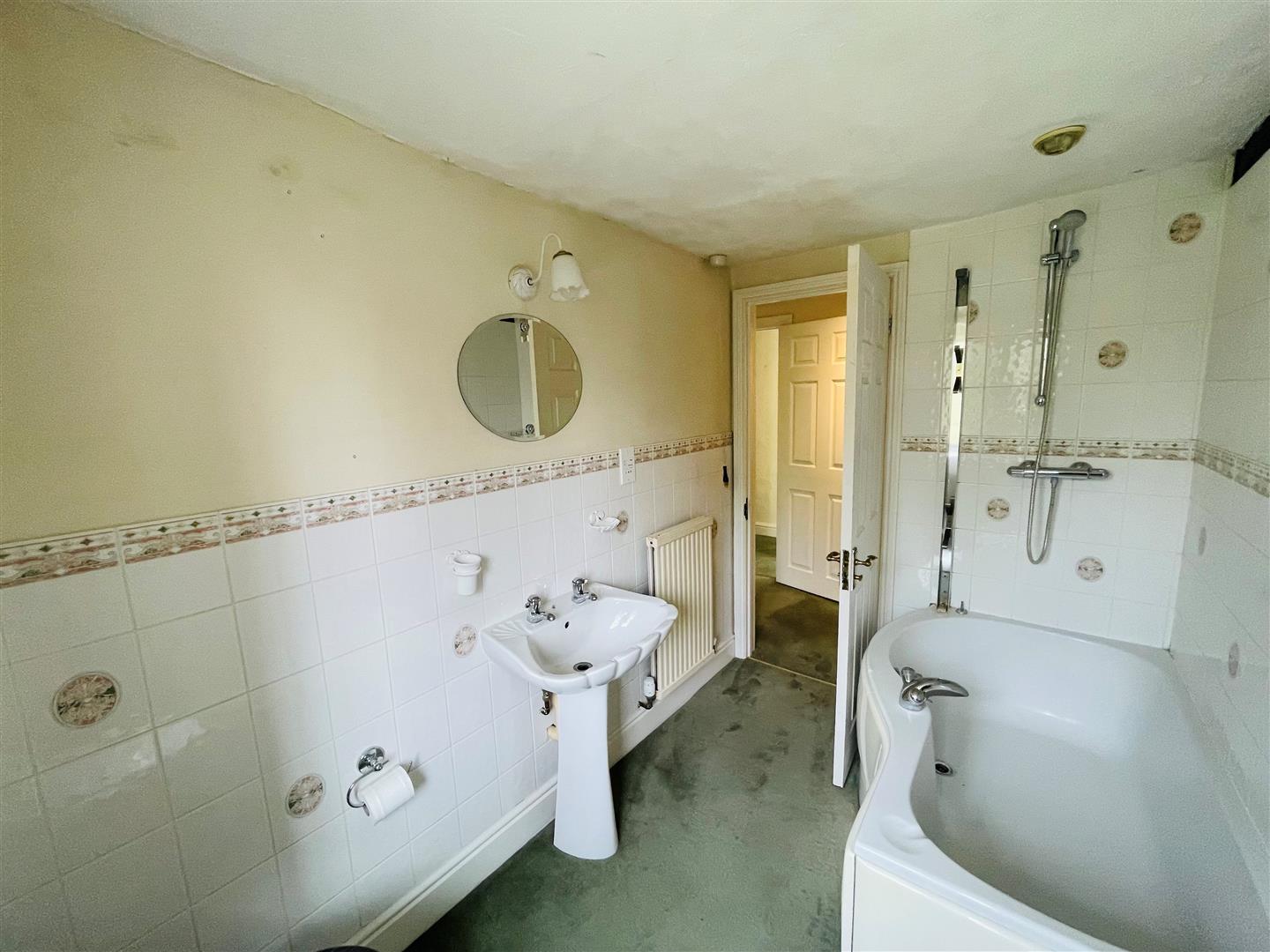 Shurnhold, Melksham Lock and Key